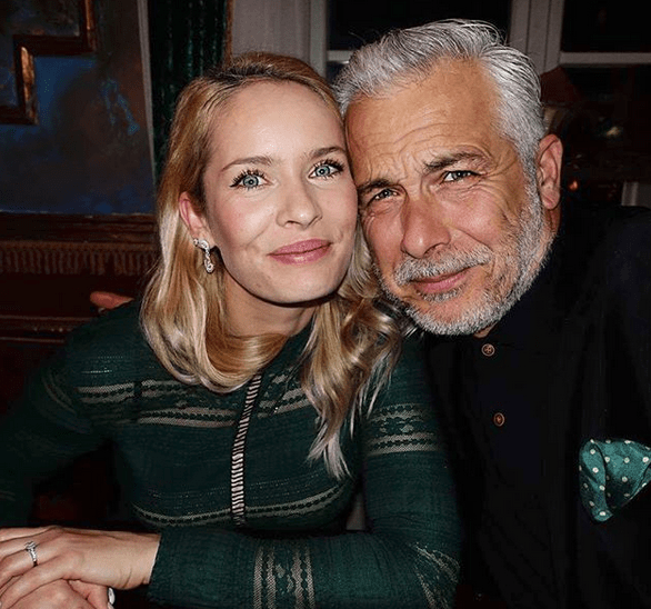 Πρωτοχρονιά στο Μεσολόγγι για τον Χάρη Χριστόπουλο και την καλλονή σύντροφό του [εικόνες] | iefimerida.gr 0