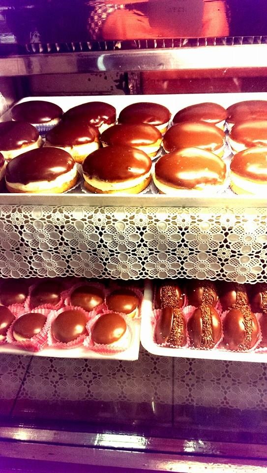 «Μνημείο» της Αθήνας το «Άριστον» -Φτιάχνει την πιο ξακουστή, χειροποίητη, βουτυράτη τυρόπιτα κουρού [εικόνες] | iefimerida.gr 5