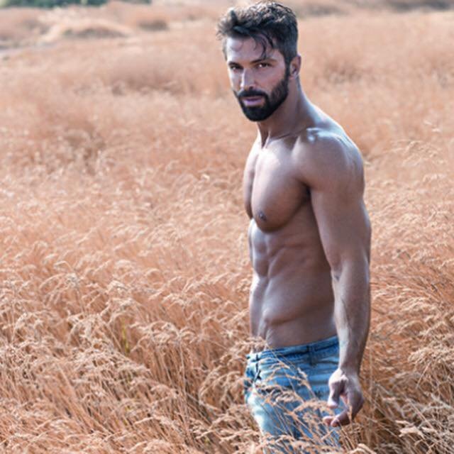 Survivor 2: Θοδωρής Θεοδωρόπουλος, αυτός είναι ο πιο σέξι (και καλογυμνασμένος) παίκτης [εικόνες] | iefimerida.gr 5