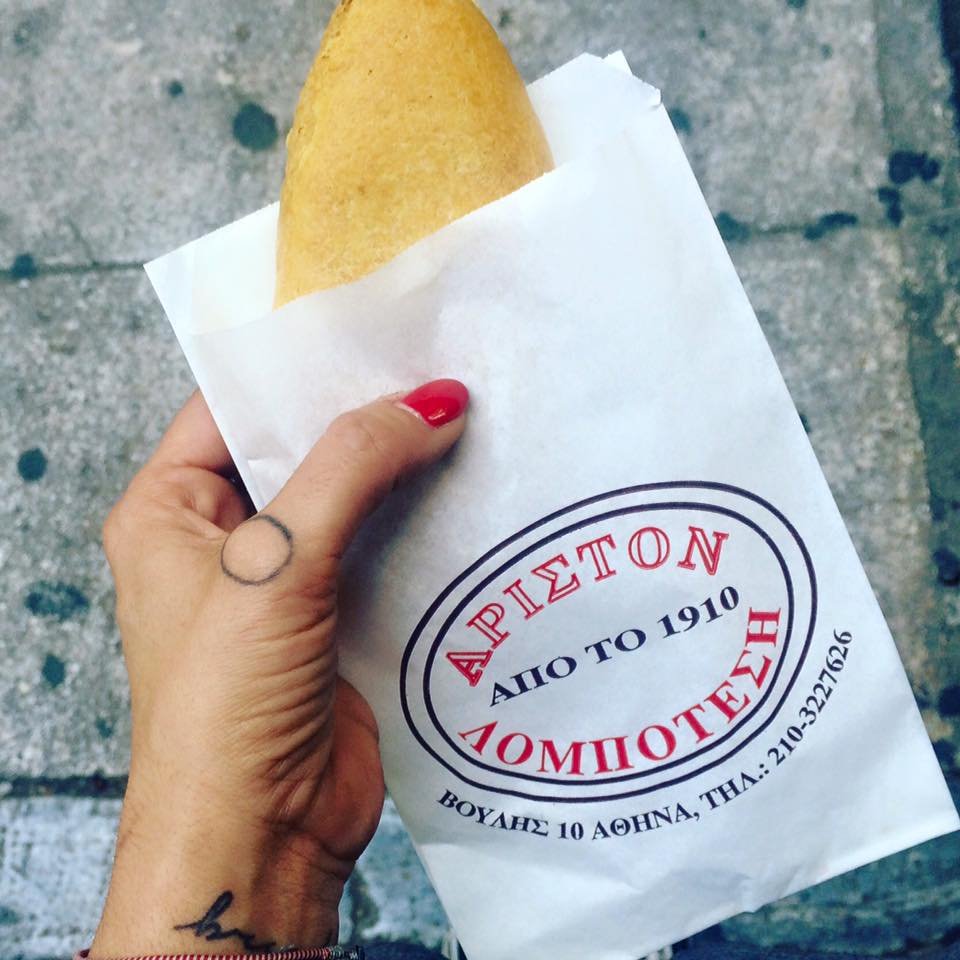 «Μνημείο» της Αθήνας το «Άριστον» -Φτιάχνει την πιο ξακουστή, χειροποίητη, βουτυράτη τυρόπιτα κουρού [εικόνες] | iefimerida.gr 2