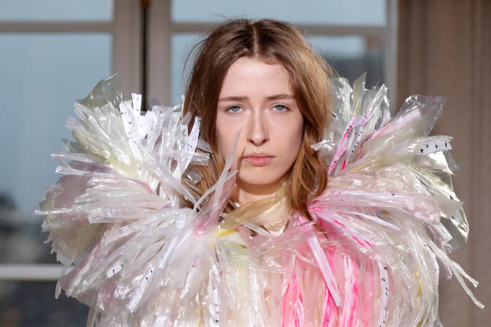 12+1 δημιουργίες που ξεχώρισαν στην Paris Haute Couture Week | iefimerida.gr 7