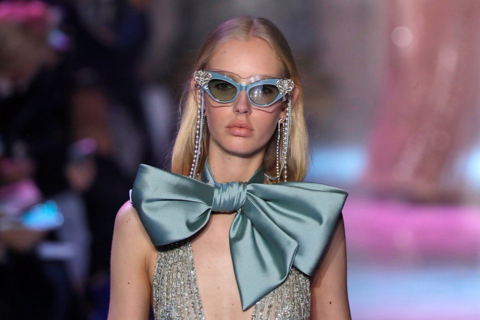 12+1 δημιουργίες που ξεχώρισαν στην Paris Haute Couture Week | iefimerida.gr 2