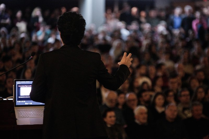 Η ιδιοφυΐα Κωνσταντίνος Δασκαλάκης μιλά για την τεχνητή νοημοσύνη | iefimerida.gr 1