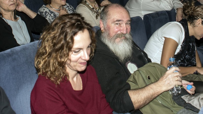 Θλίψη στη χώρα για τον θάνατο του ανατρεπτικού τραγουδοποιού Τζίμη Πανούση [εικόνες & βίντεο] | iefimerida.gr 0