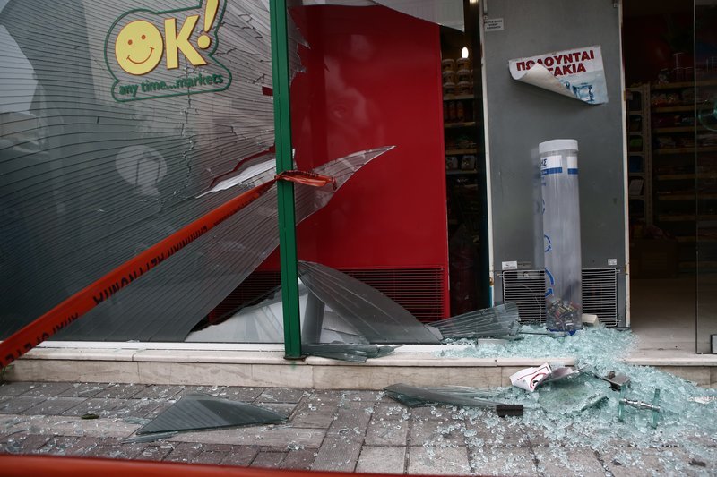 Νέο χτύπημα: Ανατίναξαν ΑΤΜ στη Δάφνη [εικόνες] | iefimerida.gr 6