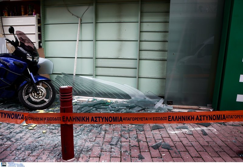 Νέο χτύπημα: Ανατίναξαν ΑΤΜ στη Δάφνη [εικόνες] | iefimerida.gr 0