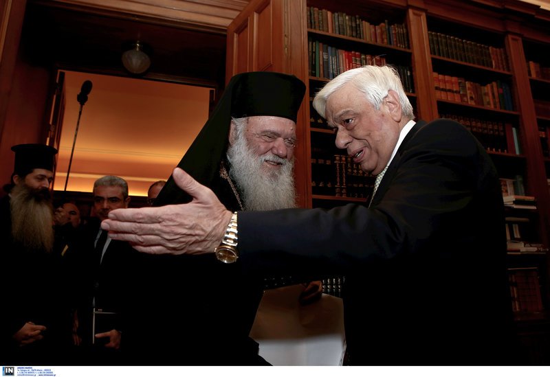 Παυλόπουλος σε Ιερώνυμο: Εξαίρω τη στάση της Εκκλησίας στα εθνικά θέματα -Ο διάλογος με τον Αρχιεπίσκοπο [βίντεο] | iefimerida.gr 0