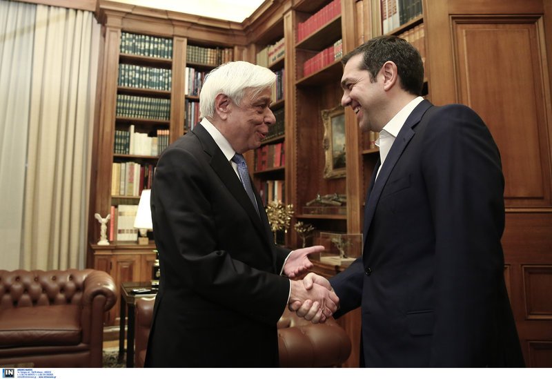 Παυλόπουλος: Να εξαλείψει η ΠΓΔΜ τον αλυτρωτισμό -Τσίπρας: Γίνονται βήματα [βίντεο] | iefimerida.gr 2