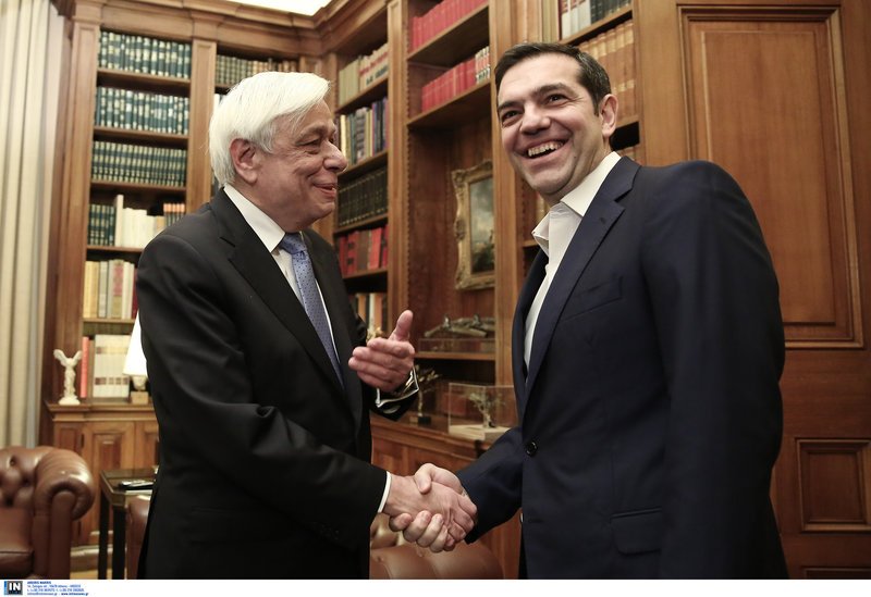 Παυλόπουλος: Να εξαλείψει η ΠΓΔΜ τον αλυτρωτισμό -Τσίπρας: Γίνονται βήματα [βίντεο] | iefimerida.gr 0