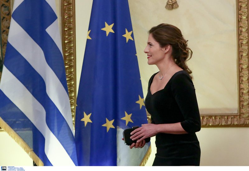 Παυλόπουλος: Τα υπολείμματα του ναζισμού θα πάρουν την απάντηση που τους αξίζει [εικόνες] | iefimerida.gr 8