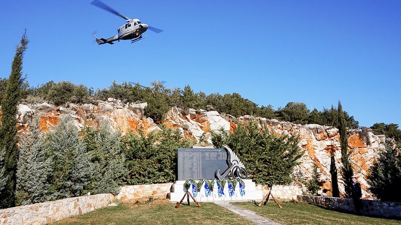 Μνημόσυνο για τους πεσόντες των Ιμίων -Στη βάση ελικοπτέρων του Πολεμικού Ναυτικού [εικόνες] | iefimerida.gr 6