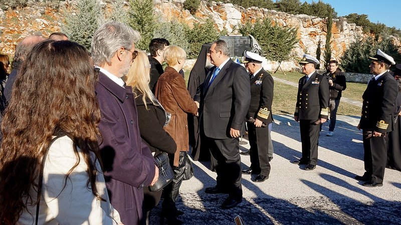 Μνημόσυνο για τους πεσόντες των Ιμίων -Στη βάση ελικοπτέρων του Πολεμικού Ναυτικού [εικόνες] | iefimerida.gr 8