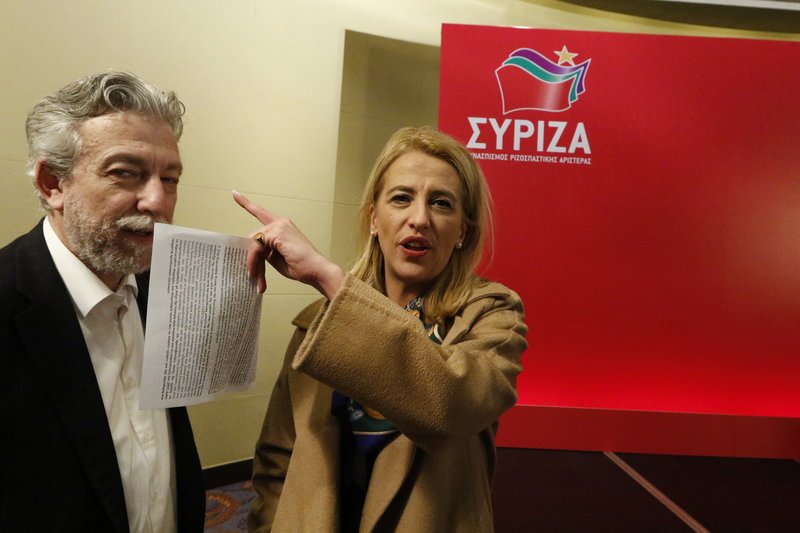 ΣΥΡΙΖΑ: Τα πηγαδάκια της Δούρου, το σαμπανιζέ πουκάμισο της Αχτσιόγλου και ο Καρανίκας [εικόνες] | iefimerida.gr 11