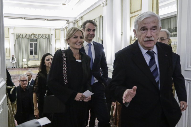 Παυλόπουλος: Τα υπολείμματα του ναζισμού θα πάρουν την απάντηση που τους αξίζει [εικόνες] | iefimerida.gr 2