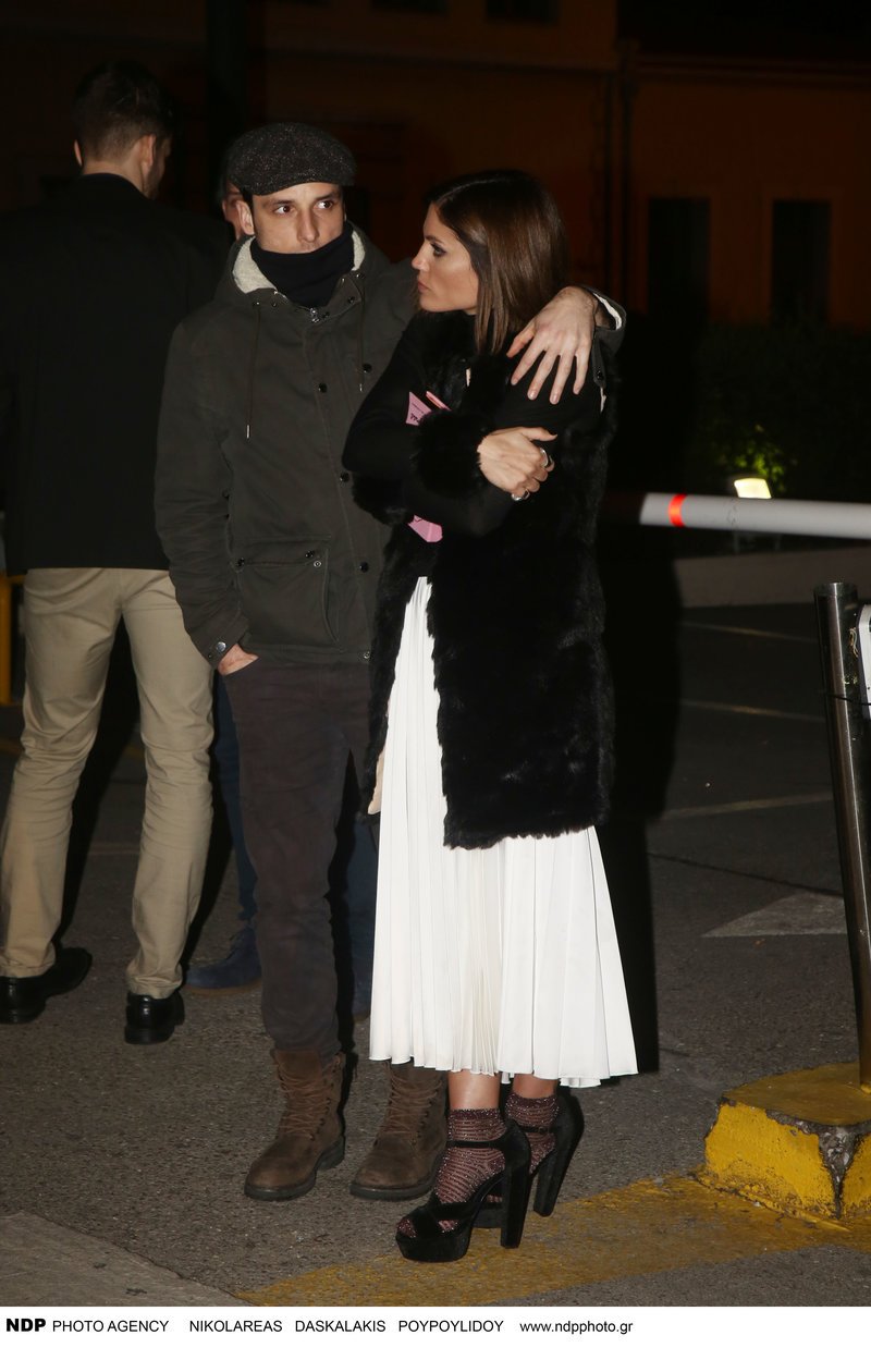 Συνατσάκη-Χατζηαγγελάκης... εκδηλώθηκαν στα μπουζούκια [εικόνες] | iefimerida.gr 3