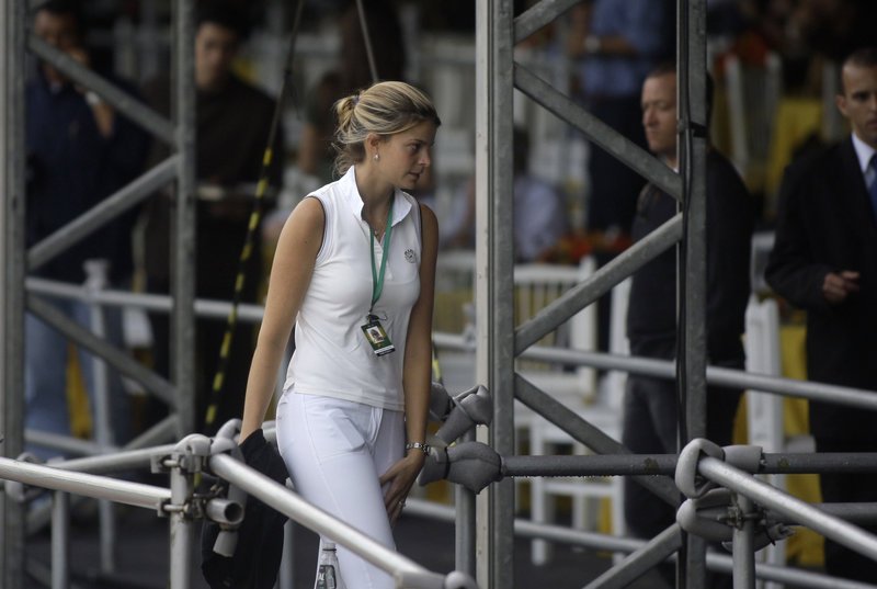 Αθηνά Ωνάση, η μυθιστορηματική ζωή του κοριτσιού που δεν έχουμε δει να χαμογελάει ποτέ [εικόνες] | iefimerida.gr 7