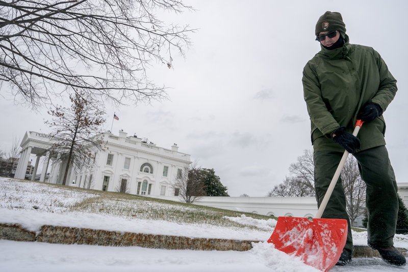 Xάος στις ΗΠΑ από την κακοκαιρία: Το κύμα του χιονιά πάγωσε τα πάντα [εικόνες] | iefimerida.gr 11
