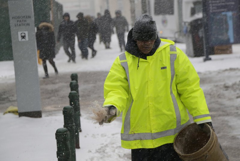 Σε κατάσταση έκτακτης ανάγκης η Νέα Υόρκη -Η «μετεωρολογική βόμβα» σαρώνει τις βορειοανατολικές ΗΠΑ [εικόνες] | iefimerida.gr 13
