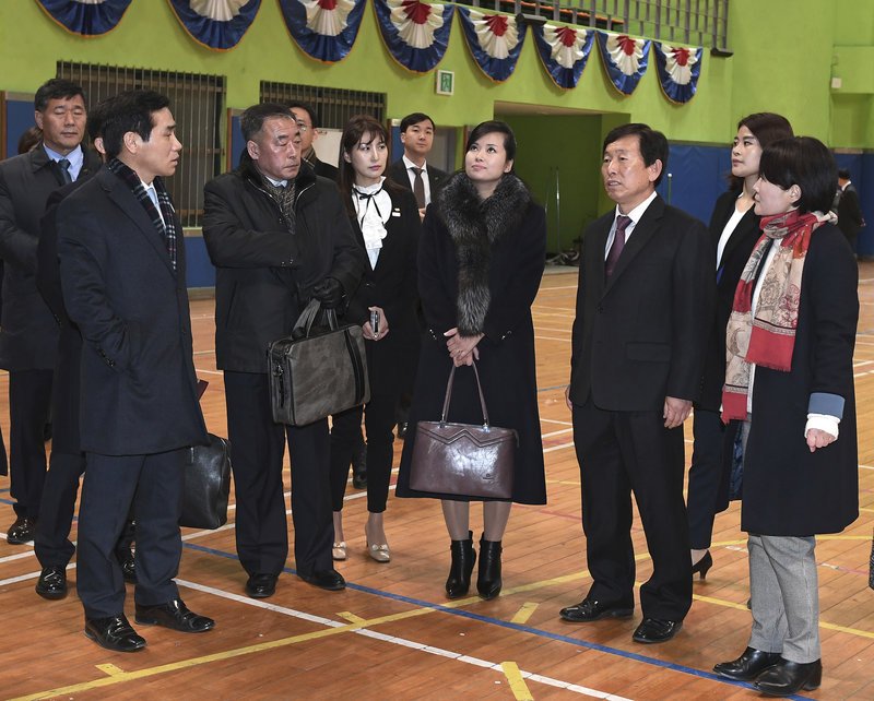 Η τραγουδίστρια ερωμένη του Κιμ Γιονγκ Ουν -Την έστειλε στη Σεούλ, ενόψει Ολυμπιακών Αγώνων [εικόνες & βίντεο] | iefimerida.gr 3