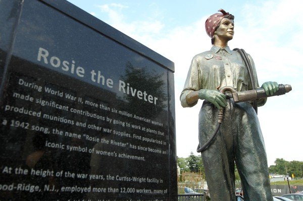 Εφυγε από τη ζωή η αληθινή «Rosie the Riveter» -Η γυναίκα της αφίσας «We can do it» [εικόνες] | iefimerida.gr 3