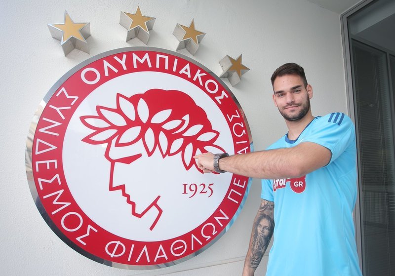 Ολυμπιακός: Απέκτησε τον τερματοφύλακα Ιβουσιτς [εικόνες & βίντεο] | iefimerida.gr 3