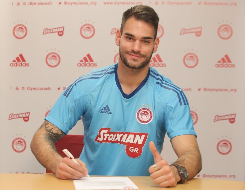 Ολυμπιακός: Απέκτησε τον τερματοφύλακα Ιβουσιτς [εικόνες & βίντεο] | iefimerida.gr 0