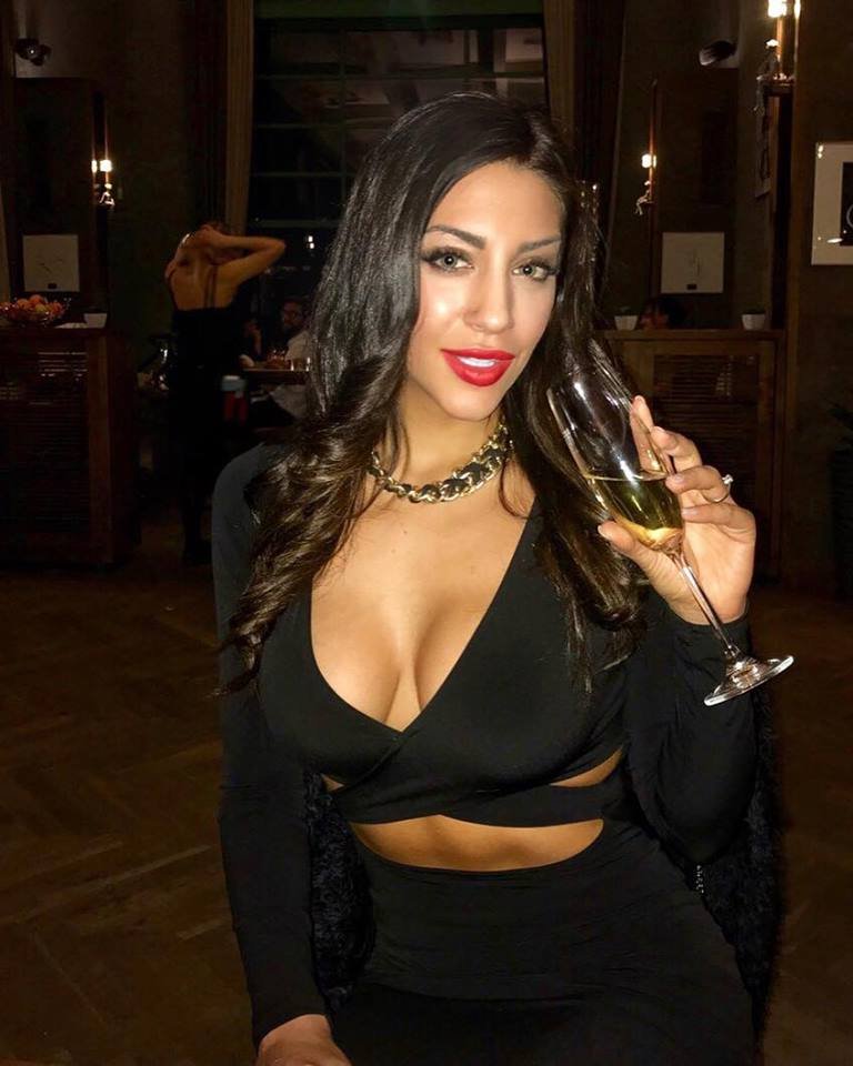 Survivor 2: Σέξι και φέτες -Οι Μαχήτριες που θα μοιράσουν εγκεφαλικά [εικόνες] | iefimerida.gr 11