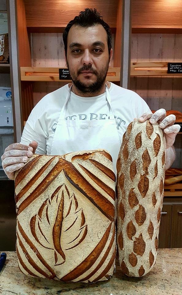  Απίστευτος φούρναρης από τα Γιαννιτσά -Κάνει φρατζόλες πίνακες [εικόνες] | iefimerida.gr 10