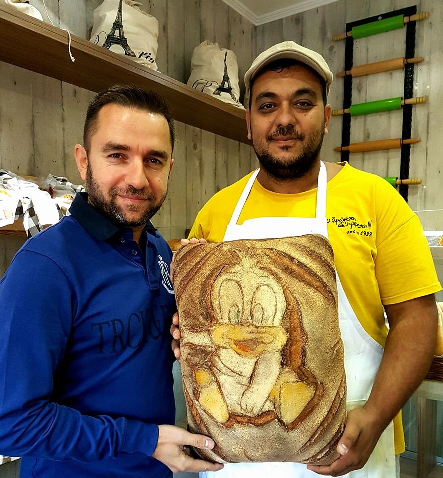  Απίστευτος φούρναρης από τα Γιαννιτσά -Κάνει φρατζόλες πίνακες [εικόνες] | iefimerida.gr 4