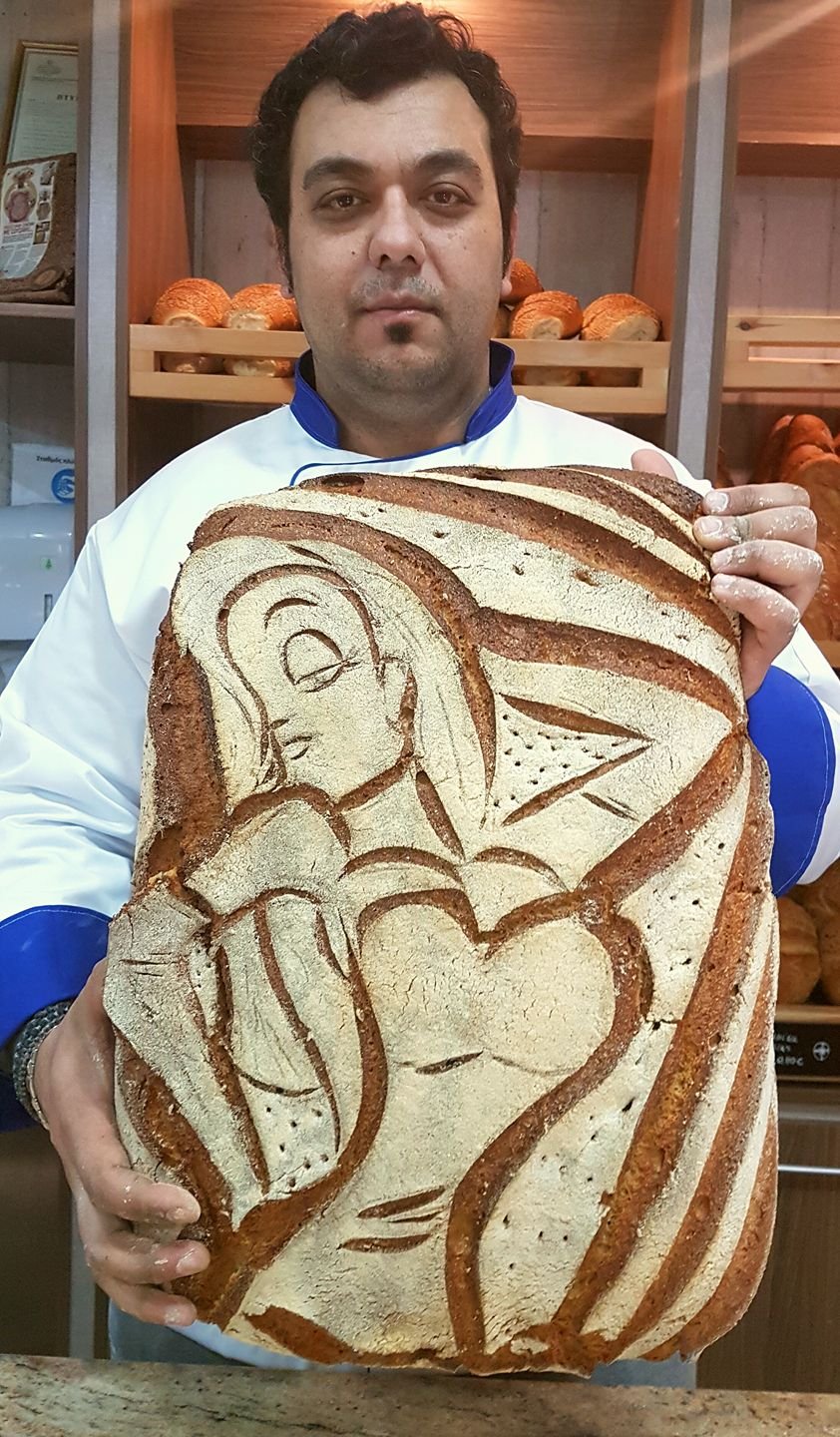  Απίστευτος φούρναρης από τα Γιαννιτσά -Κάνει φρατζόλες πίνακες [εικόνες] | iefimerida.gr 13