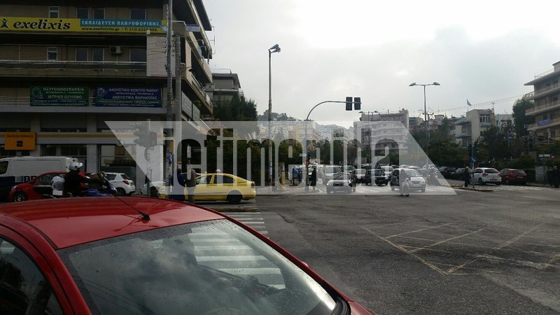 Χούλιγκαν στο Γαλάτσι: Τον μαχαίρωσαν και μετά του έσπασαν το αυτοκίνητο [εικόνες] | iefimerida.gr 2