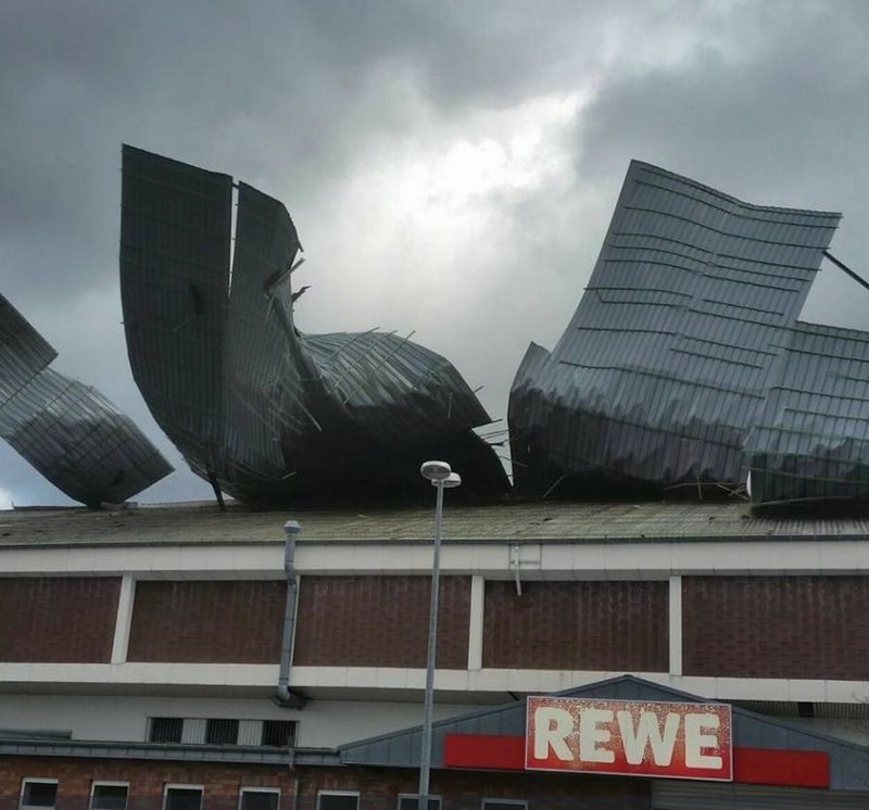 Γερμανία: 8 οι νεκροί από τη φονική κακοκαιρία [εικόνες] | iefimerida.gr 0