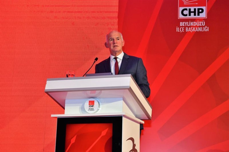 Στην Τουρκία βράβευσαν τον Γιώργο Παπανδρέου για τη συνεισφορά του στην ειρήνη! [εικόνες] | iefimerida.gr 1