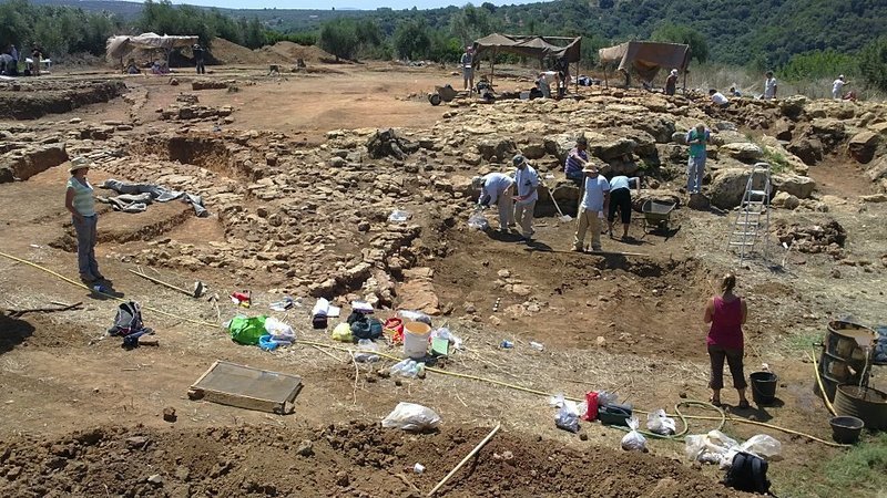 Απρόσμενα ευρήματα από τις ανασκαφές στην Iκλαινα της Μεσσηνίας [εικόνες] | iefimerida.gr 3
