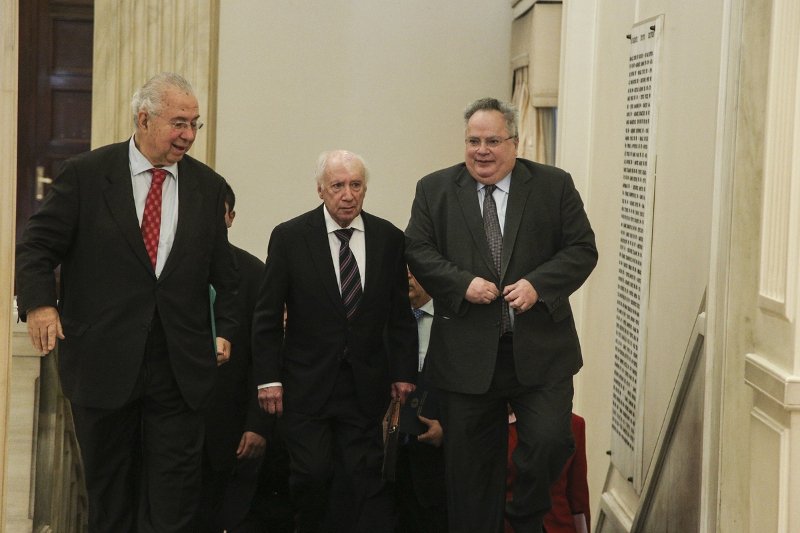 15 λεπτά κράτησε η συνάντηση Κοτζιά-Νίμιτς: Να αδράξουμε την ευκαιρία -Κρίσιμες οι επόμενες εβδομάδες | iefimerida.gr 2