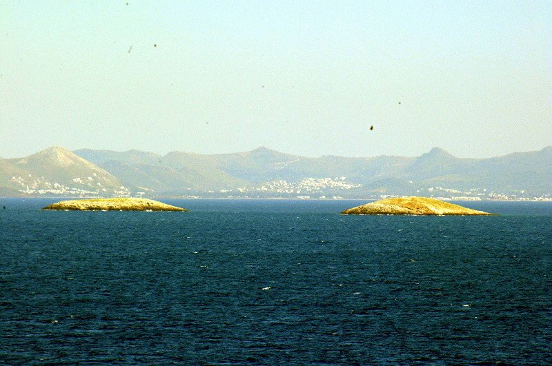 Το χρονικό της κρίσης των Ιμίων: Η σημαία, οι βατραχάνθρωποι και η πτώση του ελικοπτέρου  [εικόνες & βίντεο] | iefimerida.gr 0