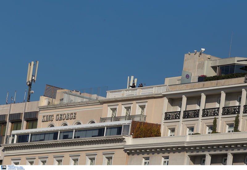 Ισραηλινοί πράκτορες με κιάλια και σκυλιά έκαναν φύλλο και φτερό το Σύνταγμα [εικόνες] | iefimerida.gr 11