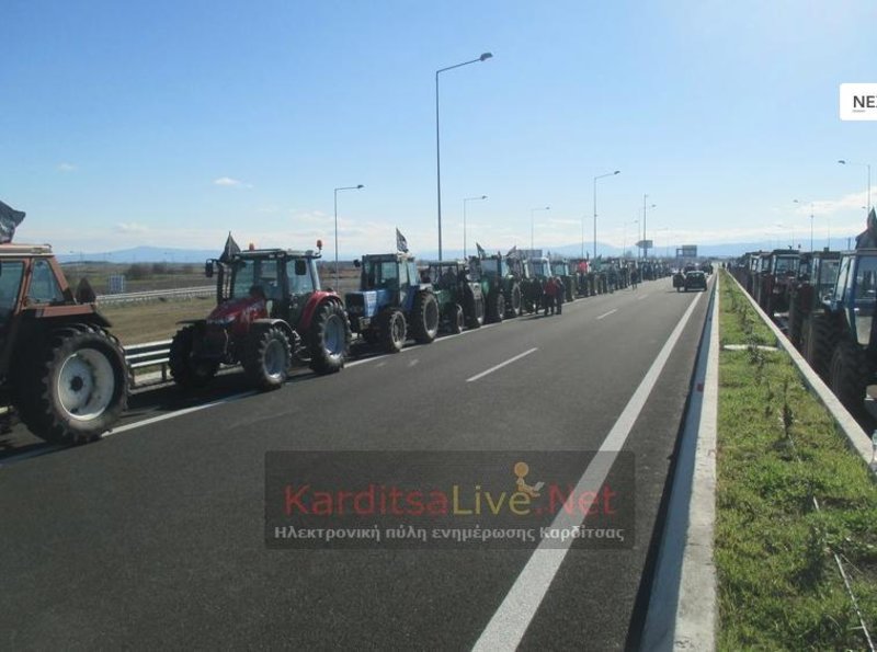 Οι αγρότες βγήκαν στους δρόμους -Πού κάνουν το πρώτο μπλόκο, ποια θα ακολουθήσουν [εικόνες & βίντεο] | iefimerida.gr 5