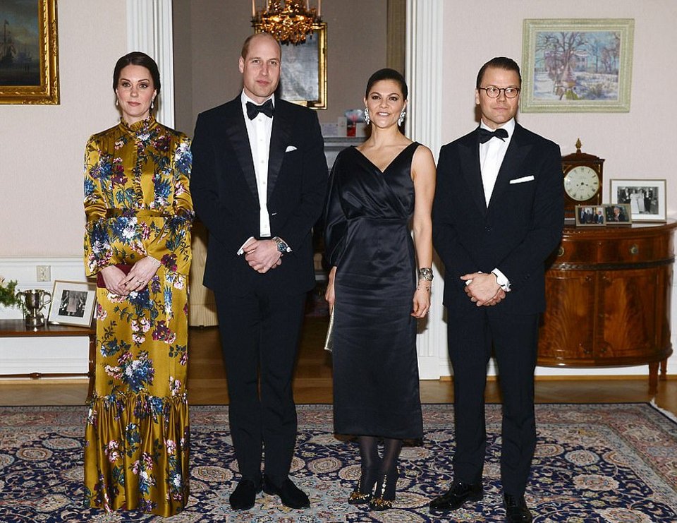 Πώς η Κέιτ Μίντλετον κατατρόπωσε την πριγκίπισσα Βικτόρια της Σουηδίας -Τσαλακωμένη, με ρούχα εκτός τόπου και χρόνου [εικόνες] | iefimerida.gr 5