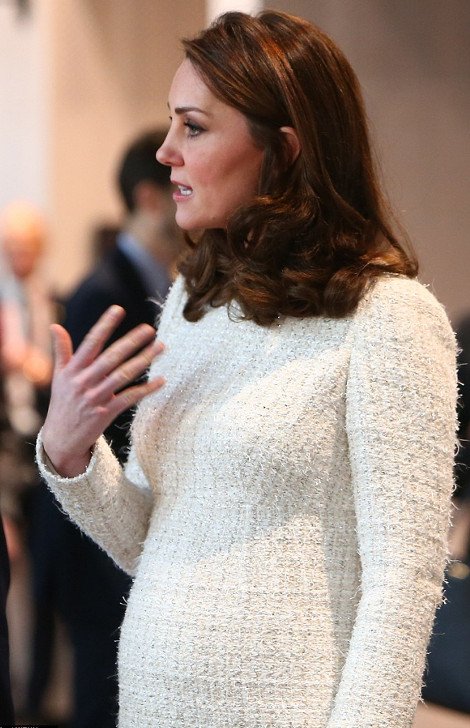 Πώς η Κέιτ Μίντλετον κατατρόπωσε την πριγκίπισσα Βικτόρια της Σουηδίας -Τσαλακωμένη, με ρούχα εκτός τόπου και χρόνου [εικόνες] | iefimerida.gr 14