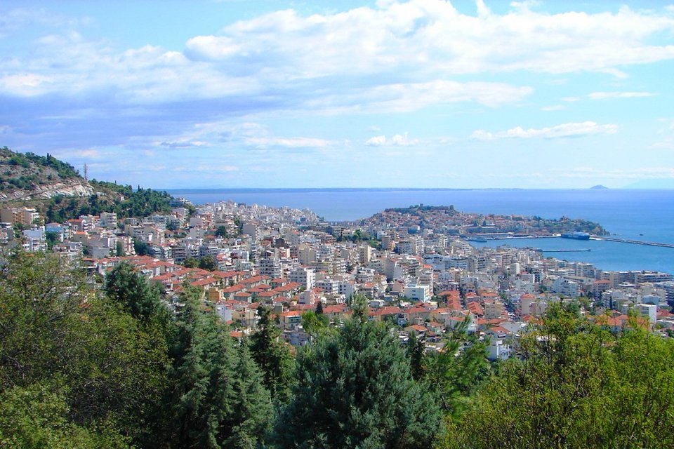 «Βούλιαξε» η Καβάλα από Βούλγαρους και Τούρκους τουρίστες | iefimerida.gr 0