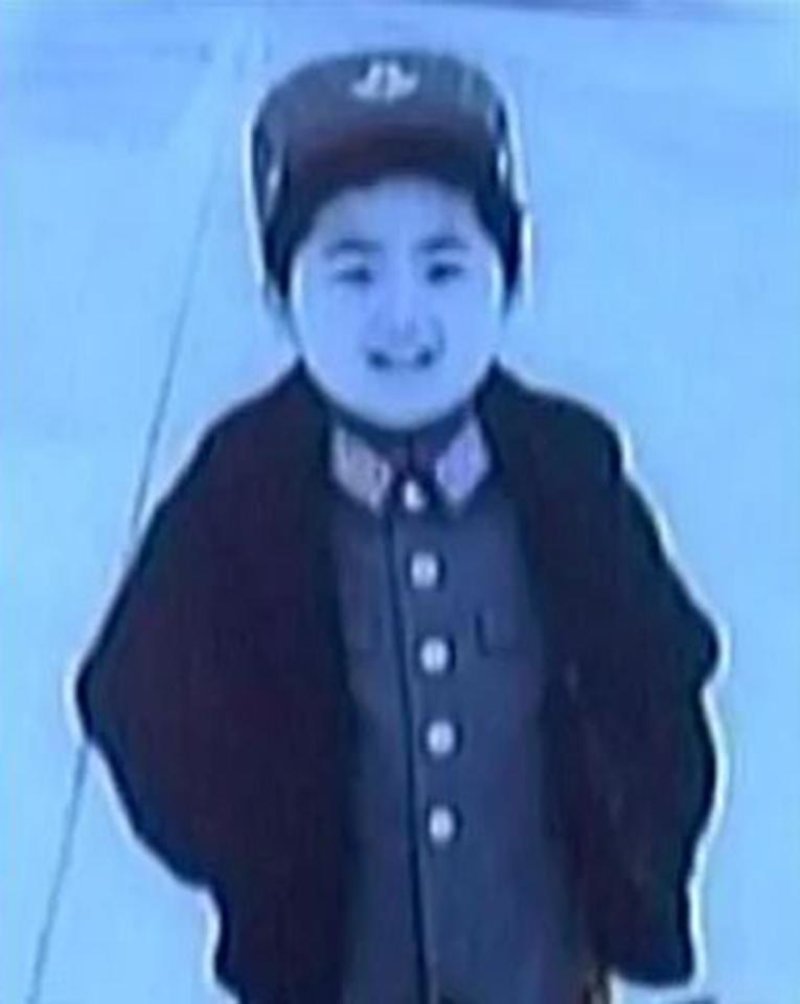 «Ενα παχουλό, αστείο και δημοφιλές παιδί» -Ετσι, θυμούνται τον Κιμ Γιονγκ Ουν οι συμμαθητές του [εικόνες] | iefimerida.gr 0