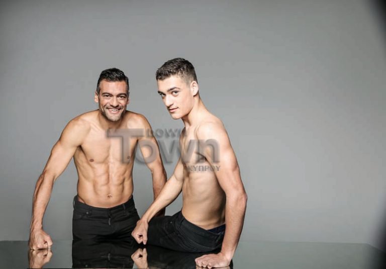 Η φωτογράφιση του Στέλιου Κρητικού με τους γιους του, πριν φύγει για Survivor [εικόνες] | iefimerida.gr 3