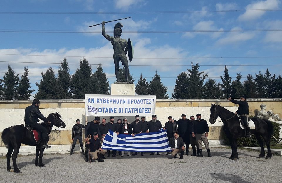 Βρακοφόροι με άλογα από την Κρήτη για το συλλαλητήριο της Θεσσαλονίκης -Στάση σε Βουλή και Θερμοπύλες [εικόνες] | iefimerida.gr 3