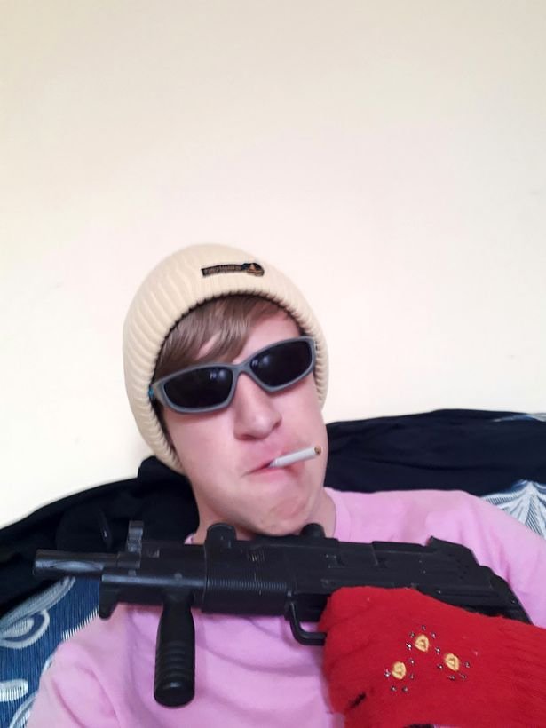 Λουτρό αίματος σε σχολείο στη δυτική Ρωσία: Δύο μαθητές μαχαίρωσαν 15 άτομα [βίντεο]  | iefimerida.gr 1