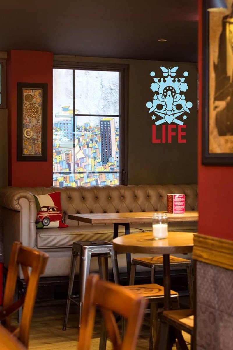 Αυτό είναι το cafe-bar του Χάρη Γιακουμάτου από το Survivor 2 -Φτιαγμένο για να περάσεις ολόκληρη τη μέρα σου [εικόνες] | iefimerida.gr 1