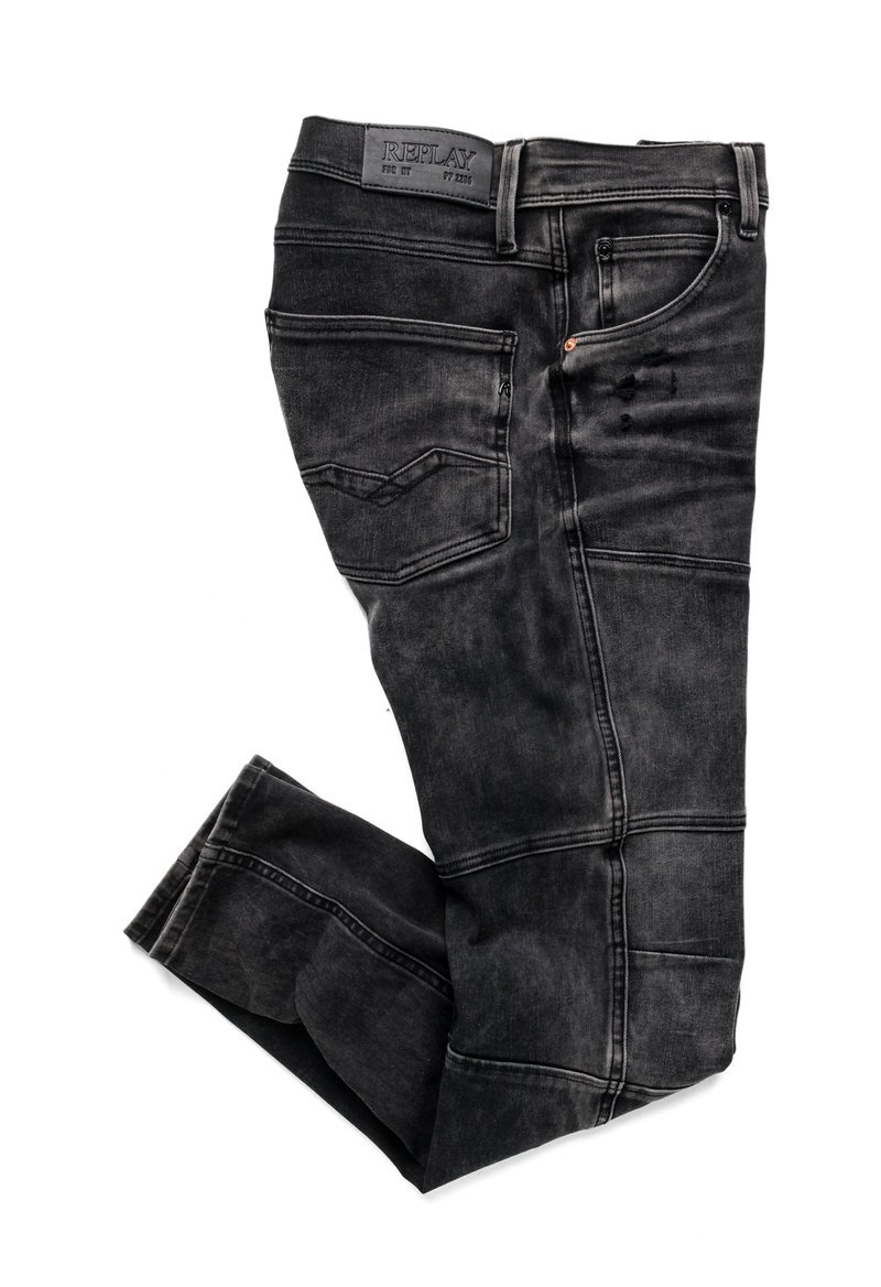 Hyperflex +: Γιατί αυτά τα ελαστικά τζιν της Replay δεν έχουν καμία σχέση με ό,τι έχεις φορέσει μέχρι τώρα | iefimerida.gr 5