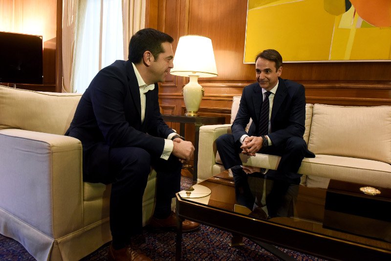 Συνάντηση Τσίπρα-Μητσοτάκη: 45 λεπτά η συζήτηση για το Σκοπιανό [εικόνες] | iefimerida.gr 2