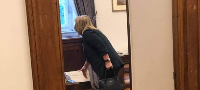 Μεγαλοοικονόμου, από έμπορος χρυσού στο κόμμα Λεβέντη και τώρα στον ΣΥΡΙΖΑ [εικόνες] | iefimerida.gr 2