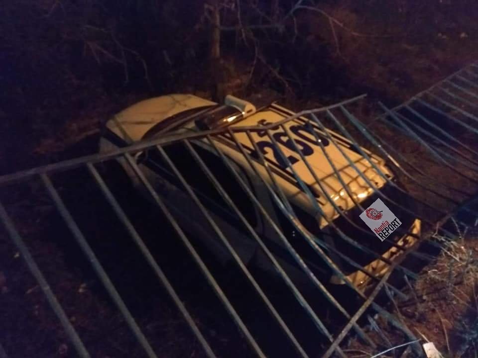 Σοκαριστικό τροχαίο με περιπολικό στο Μενίδι: Τραυματίες δύο αστυνομικοί και ένας πολίτης [εικόνες] | iefimerida.gr 1